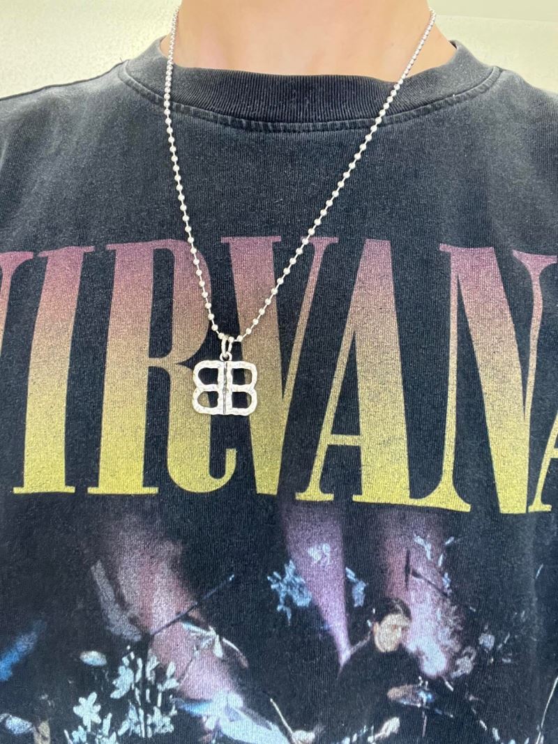 Ba1en*iaga necklaces